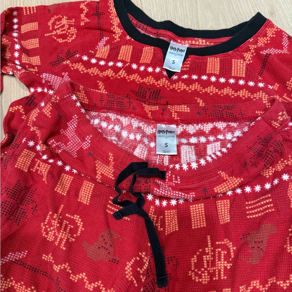 Women's Red Patterned Pajama Set - Picture 3 of 3